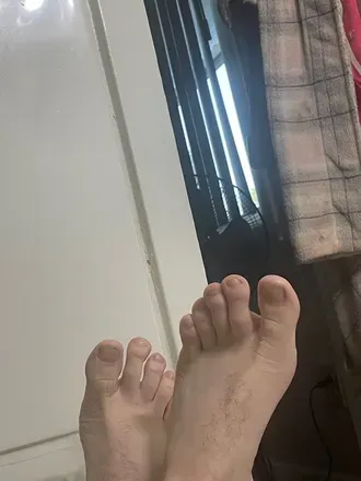 OnlyFans account  footloose611 avatar 1