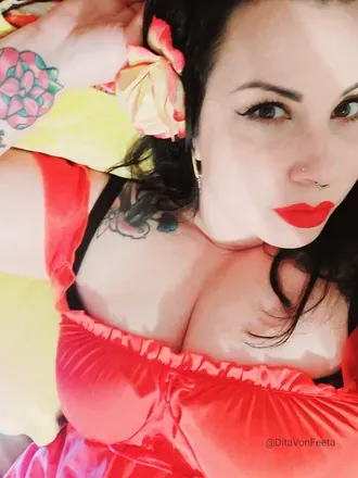 OnlyFans cuenta ditavonfeetaa avatar 1