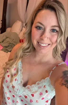 OnlyFans cuenta mrsblondebrewer avatar 1