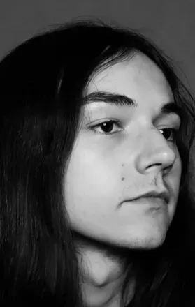 OnlyFans account  long_hair_dont_care header 2