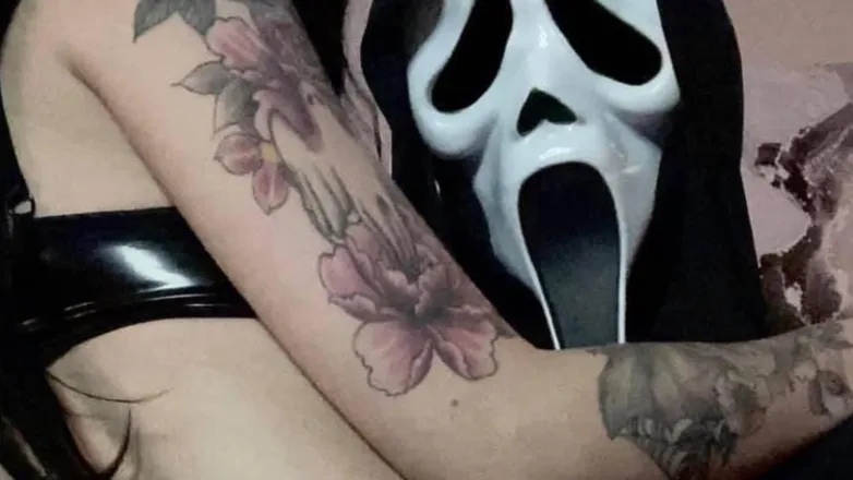 OnlyFans cuenta fkmysadnessaway header 2