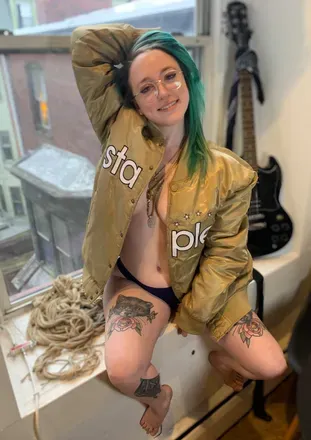 OnlyFans cuenta thedemiimemes avatar 1