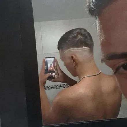 OnlyFans cuenta tomiaayr avatar 1