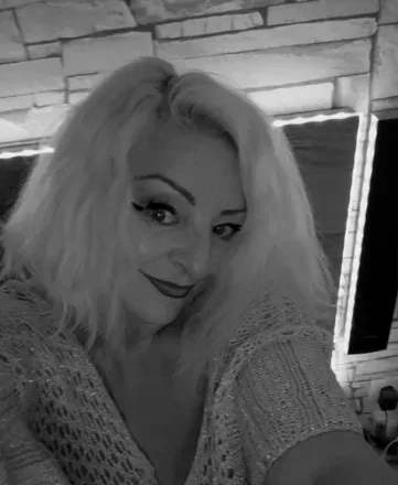 OnlyFans cuenta sexydreamslyne header 2