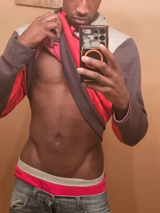 OnlyFans cuenta breadnbuttertho avatar 1