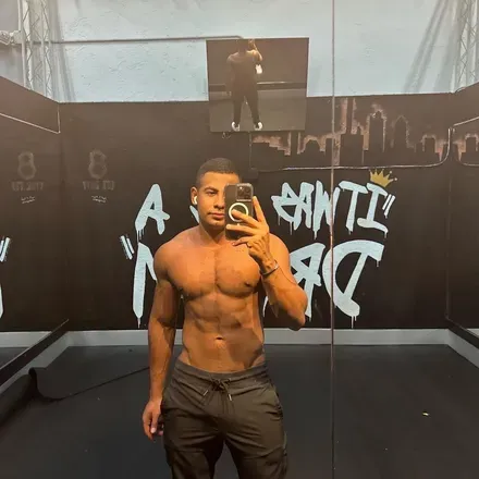 OnlyFans cuenta yeisonm15572383 avatar 1