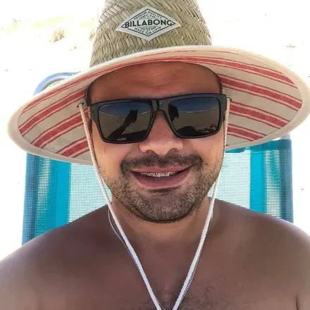OnlyFans cuenta almostbear header 2