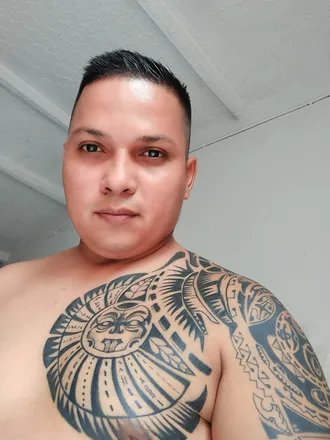 OnlyFans account  u122979545 header 2