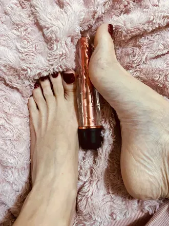 OnlyFans cuenta larafootslicious avatar 1
