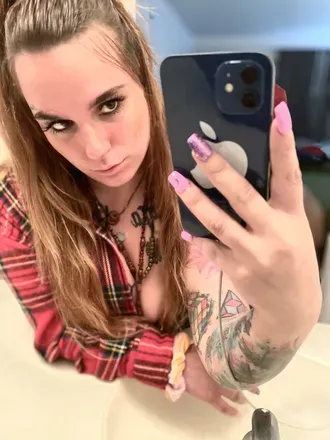 OnlyFans cuenta magenta005 avatar 1