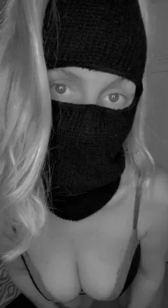OnlyFans cuenta emilyinwales avatar 1