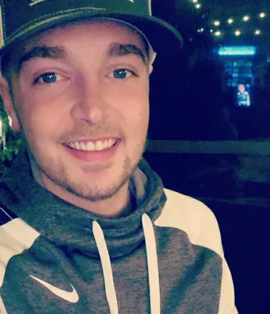 OnlyFans account  dylan1323 avatar 1