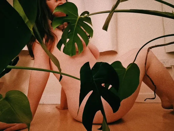 OnlyFans cuenta nora_moon header 2