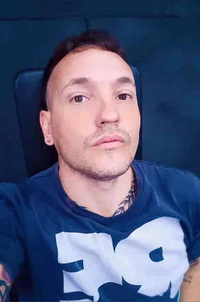 OnlyFans cuenta emisanzzzvip avatar 1