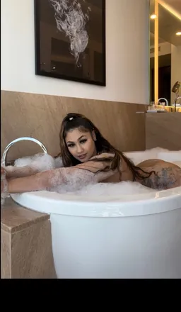 OnlyFans cuenta realyoungkeyy header 2