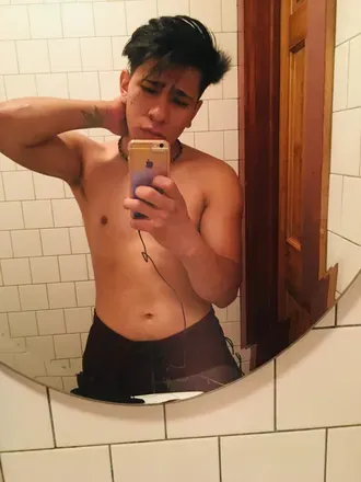 OnlyFans account  luis213hot avatar 1