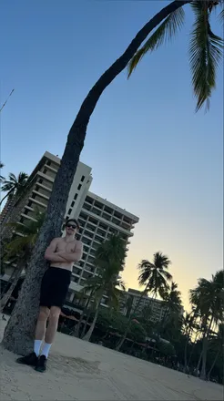 OnlyFans cuenta cashgodleo header 2