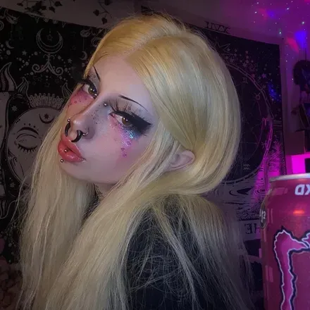 OnlyFans cuenta zombi8you avatar 1