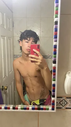 OnlyFans cuenta yourrr_men header 2