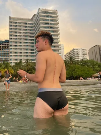 OnlyFans cuenta luis_pinedo20 header 2