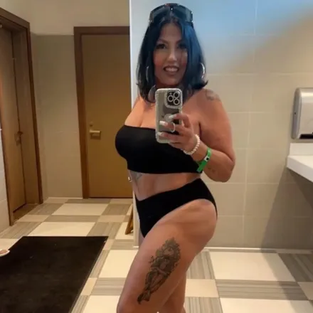 OnlyFans cuenta cocolovelylife header 2