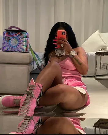 OnlyFans cuenta essenseblaque avatar 1