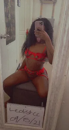 OnlyFans account  freakyymimi header 2