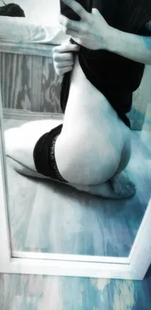 OnlyFans cuenta xtwinkletwinkx header 2