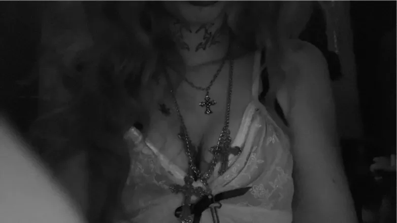 OnlyFans account  b0nnie1 header 2
