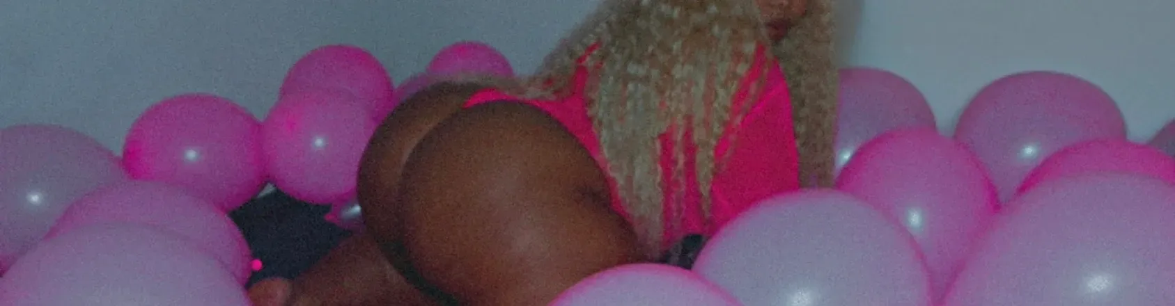 OnlyFans account  synsuga header 2