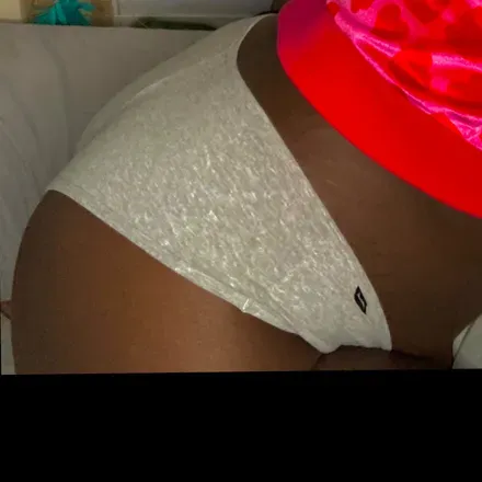 OnlyFans account  kercedeskussy avatar 1