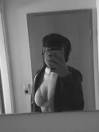 OnlyFans cuenta officiallottaa header 2