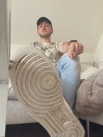 OnlyFans cuenta yourfeetgod header 2