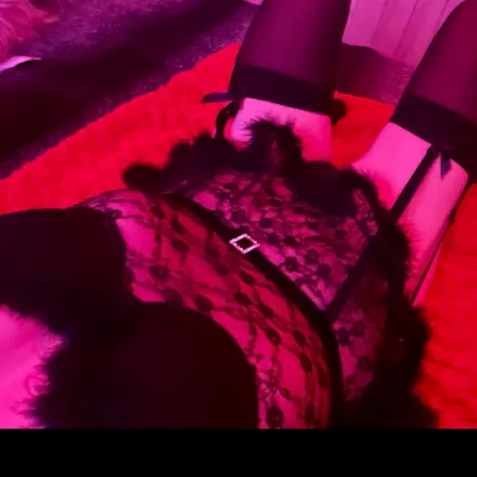 OnlyFans cuenta mzprettikitti header 2
