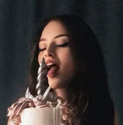 OnlyFans cuenta holly_kate avatar 1