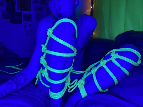 OnlyFans cuenta kinky_onyx header 2