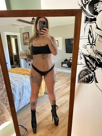 OnlyFans cuenta penumbra_black avatar 1