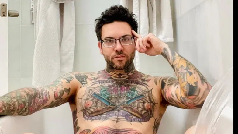OnlyFans cuenta smallhands header 2