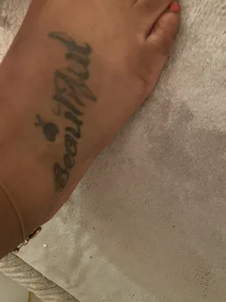 OnlyFans cuenta sexyfeetdipinchocolate avatar 1
