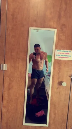 OnlyFans cuenta italiahorn69 header 2