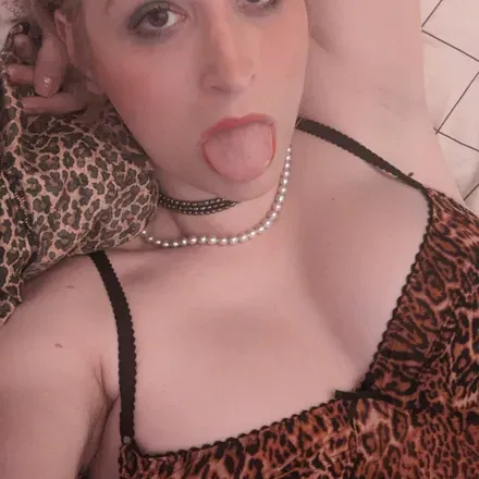 OnlyFans cuenta kinkybettyb avatar 1