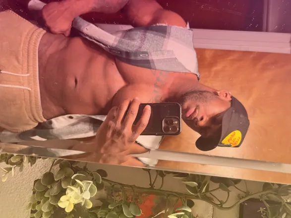 OnlyFans cuenta dailychocolatedose header 2