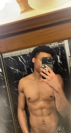 OnlyFans account  lilloon header 2