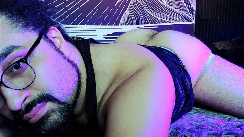 OnlyFans cuenta henrietta_divine header 2