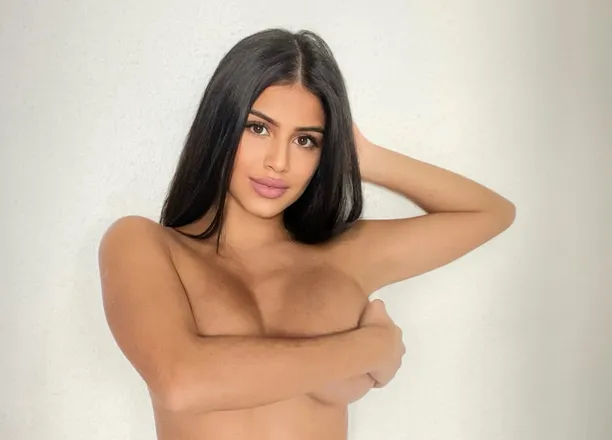 OnlyFans cuenta urmichellehoney header 2