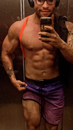 OnlyFans cuenta rafaelazevedo header 2