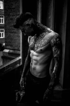 OnlyFans cuenta inkedchris96 header 2