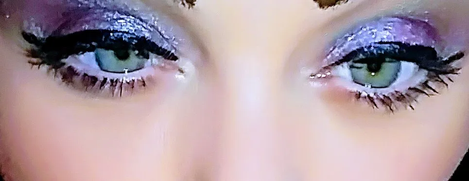 OnlyFans cuenta ladybee_33 header 2