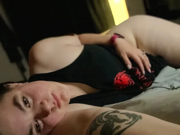 OnlyFans cuenta azarya_lynn_free header 2