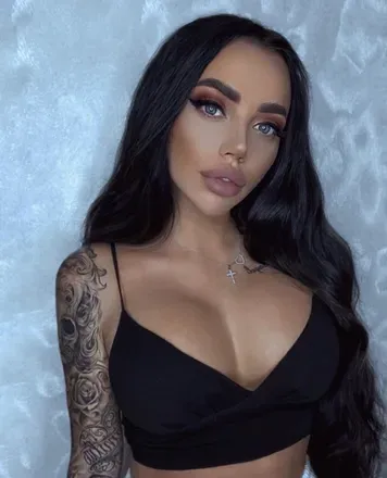 OnlyFans account  rina.moon avatar 1